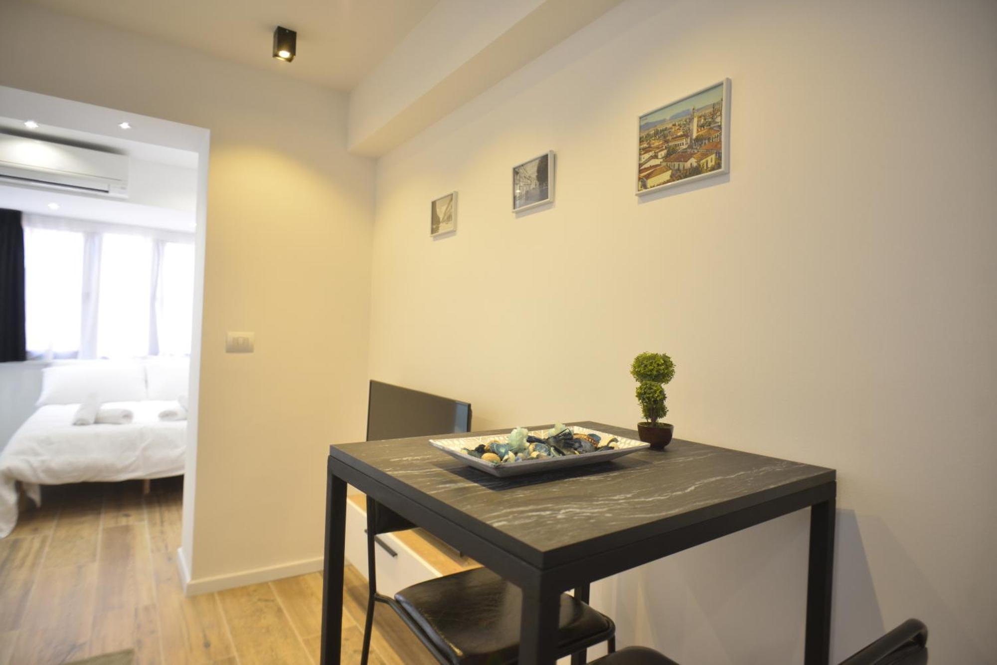 Tirana Central Apartments エクステリア 写真